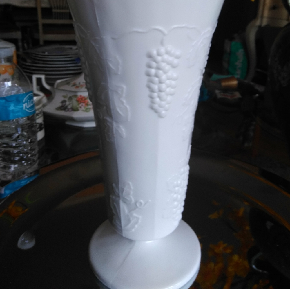 Vintage Milkglass Vase
